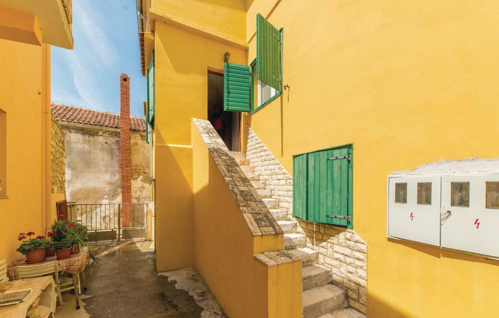 Apartment Diana - Great Location, Cosy 2 Bedroom, 2 Bathroom Apt Kukljica Bagian luar foto